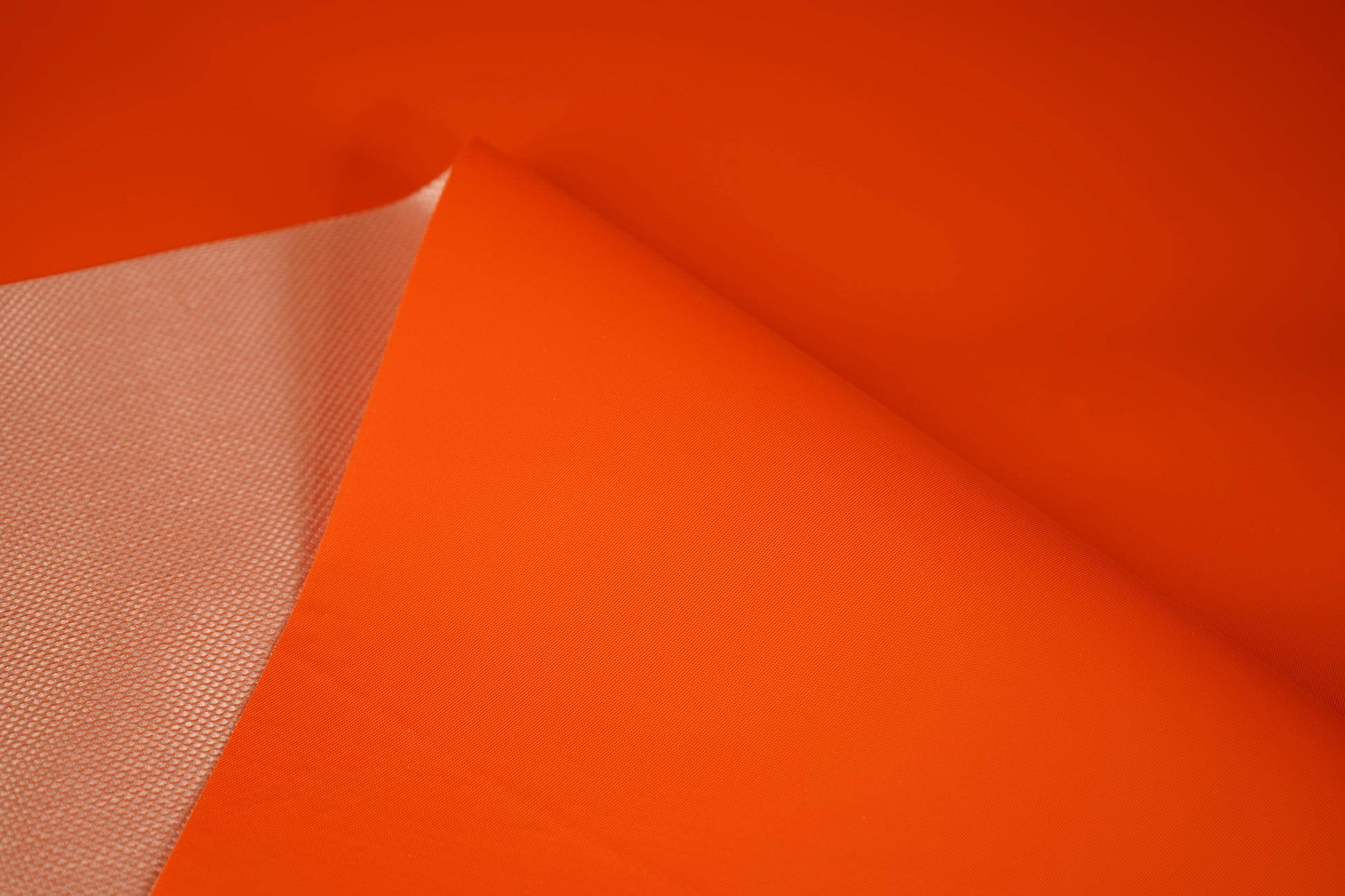 560 GSM Single Side Coated PVC Fabric Orange 1.37