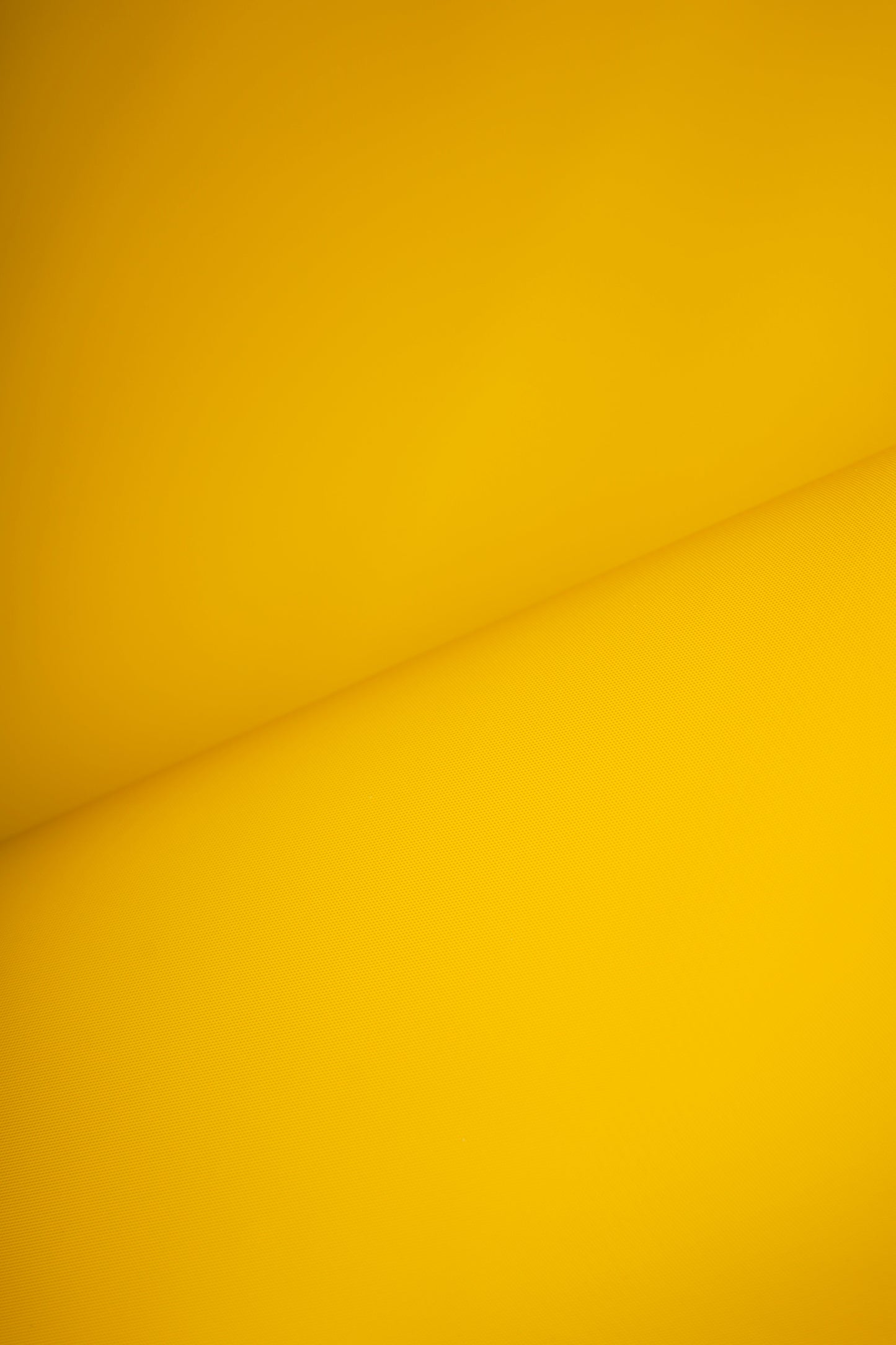 560 GSM Single Side Coated PVC Fabric Yellow 1.37