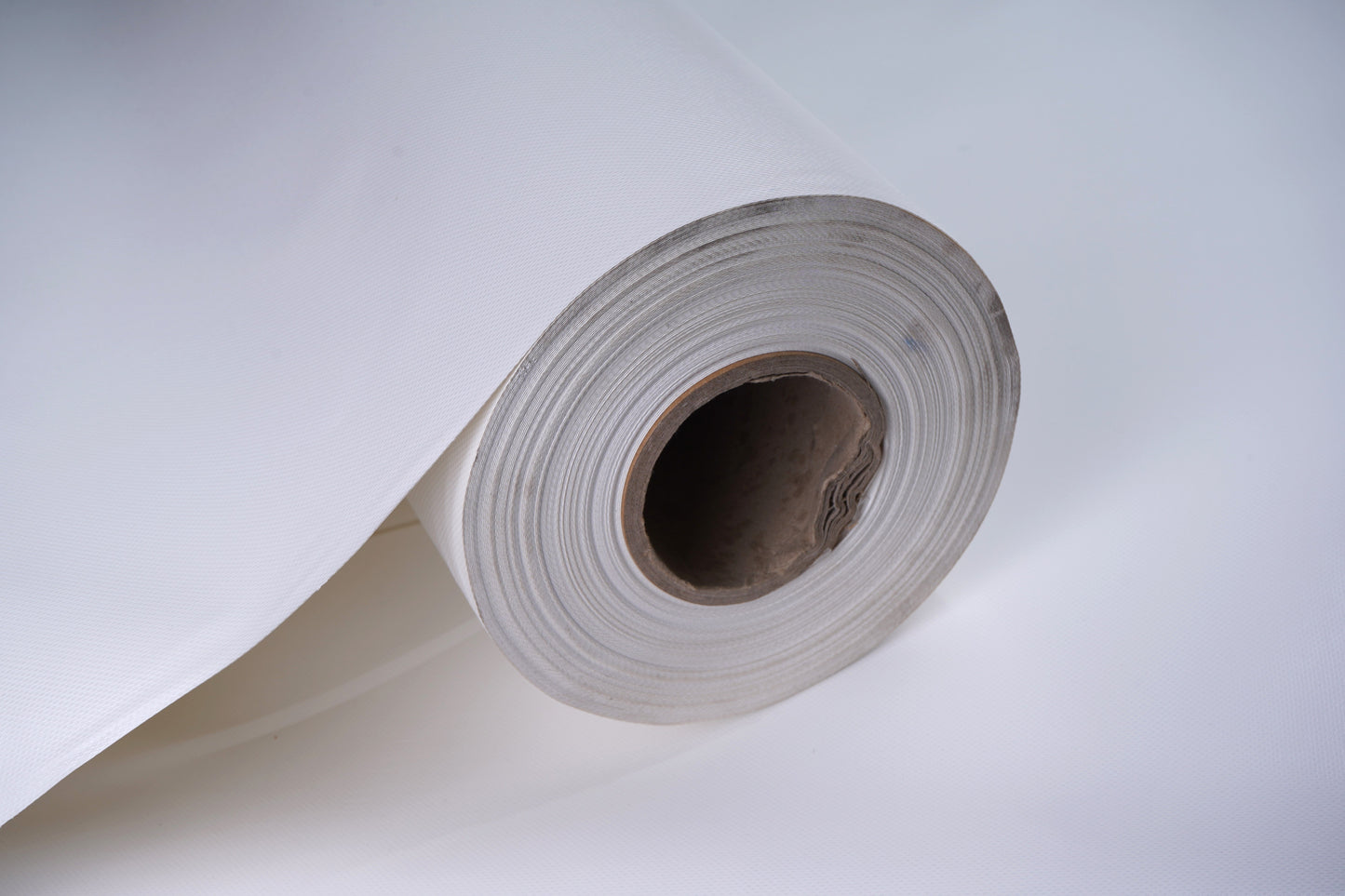 600 GSM Double Side Coated PVC Fabric 1000D White Glossy 1.55