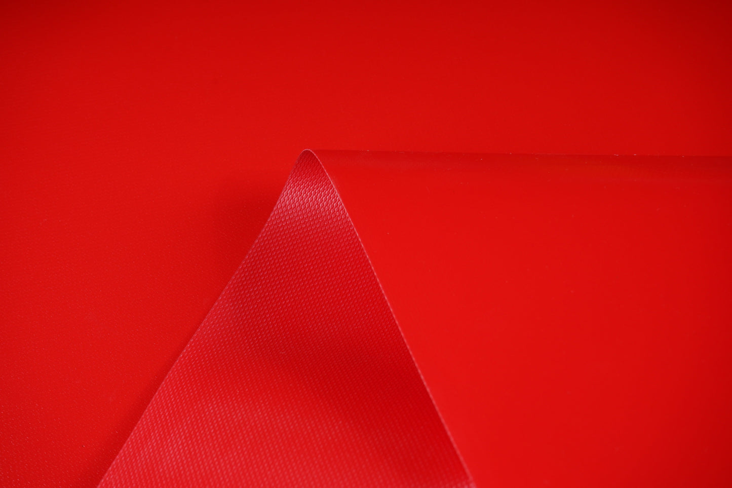 600 GSM Double Side Coated PVC Fabric 1000D Red Glossy 1.55