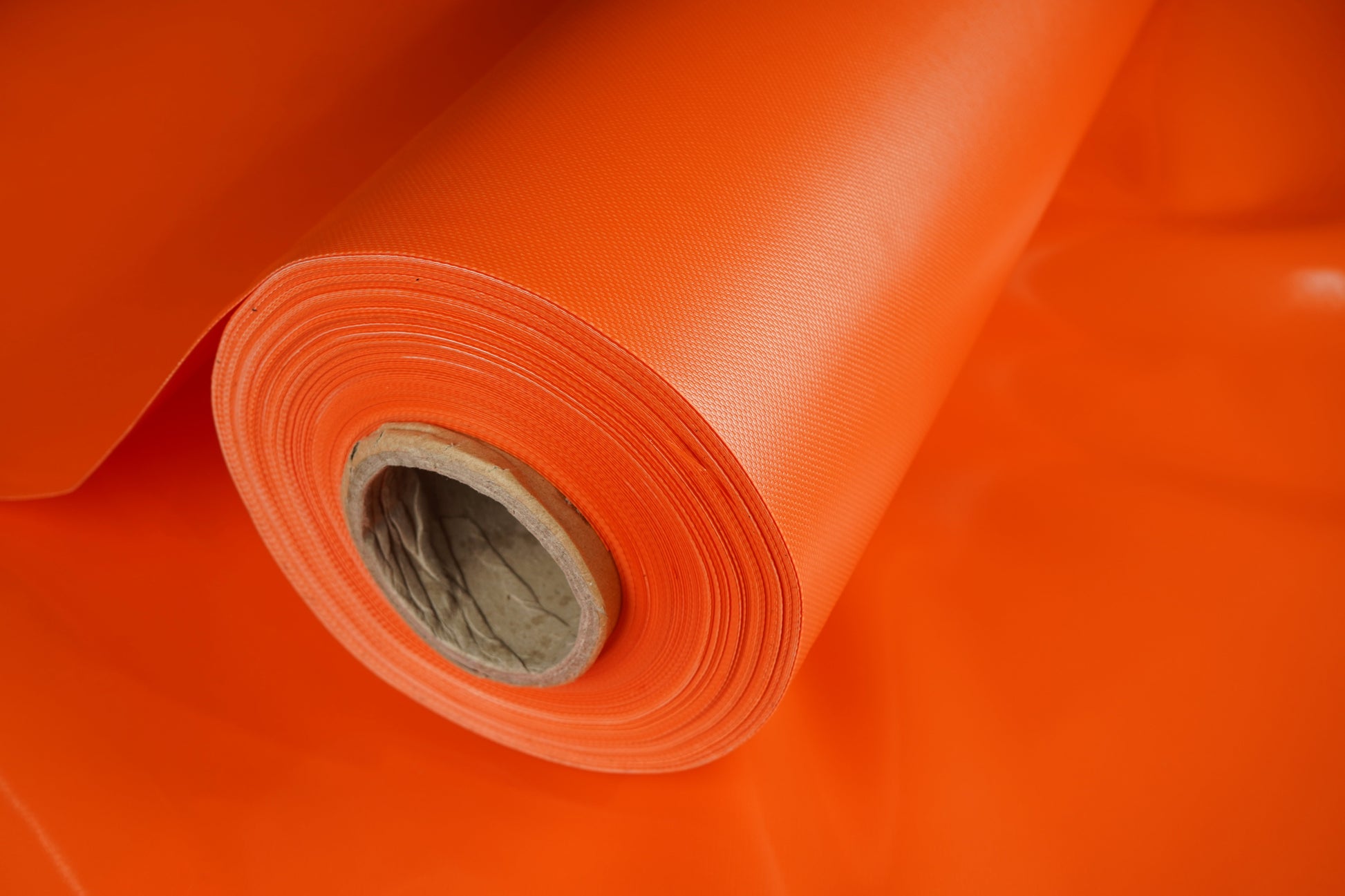 610 GSM Double Side Coated PVC Fabric 1000D Orange Glossy 1.55