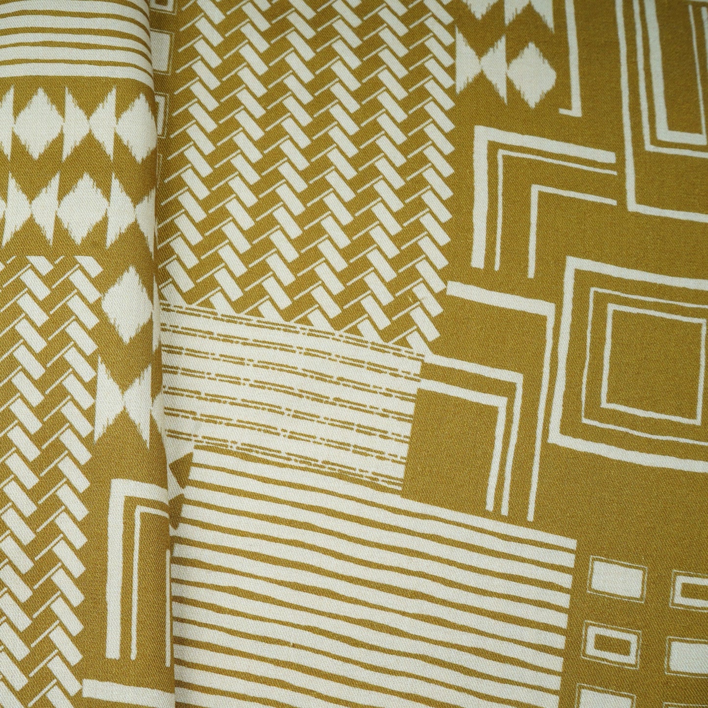 Brown Geometrical Print Pashmina Fabric 20984