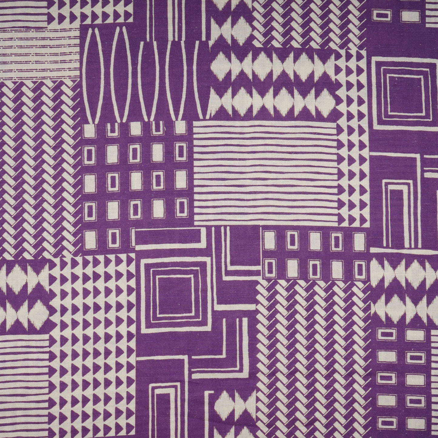 Purple Geometrical Print Cotton Linen Fabric 21034