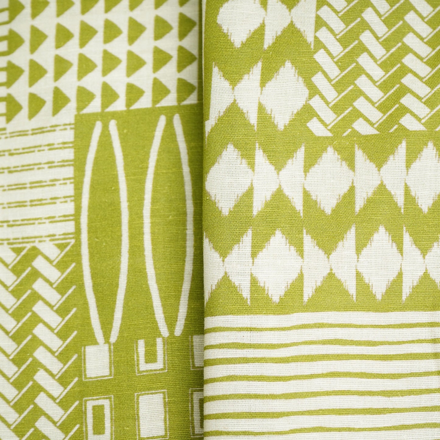 Green Geometrical Print Cotton Linen Fabric 21030