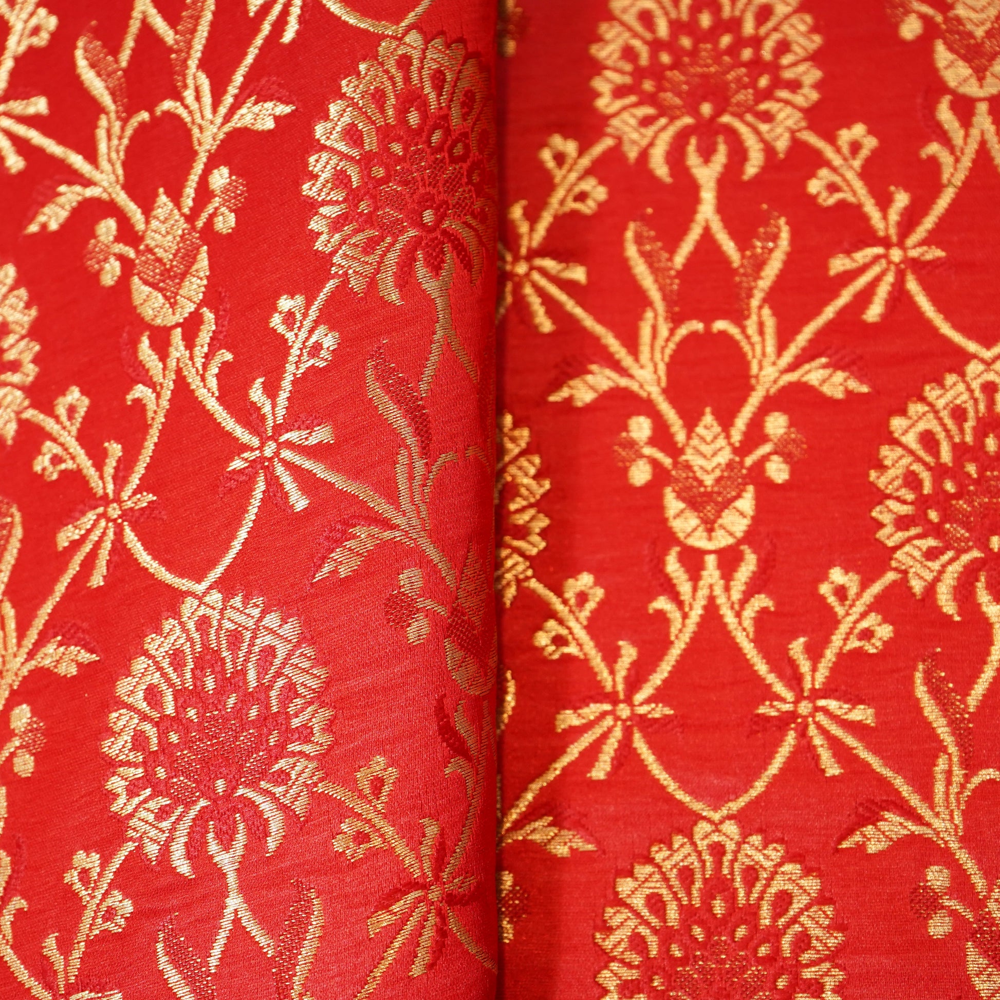 Red Banarasi Brocade Fabric 19219