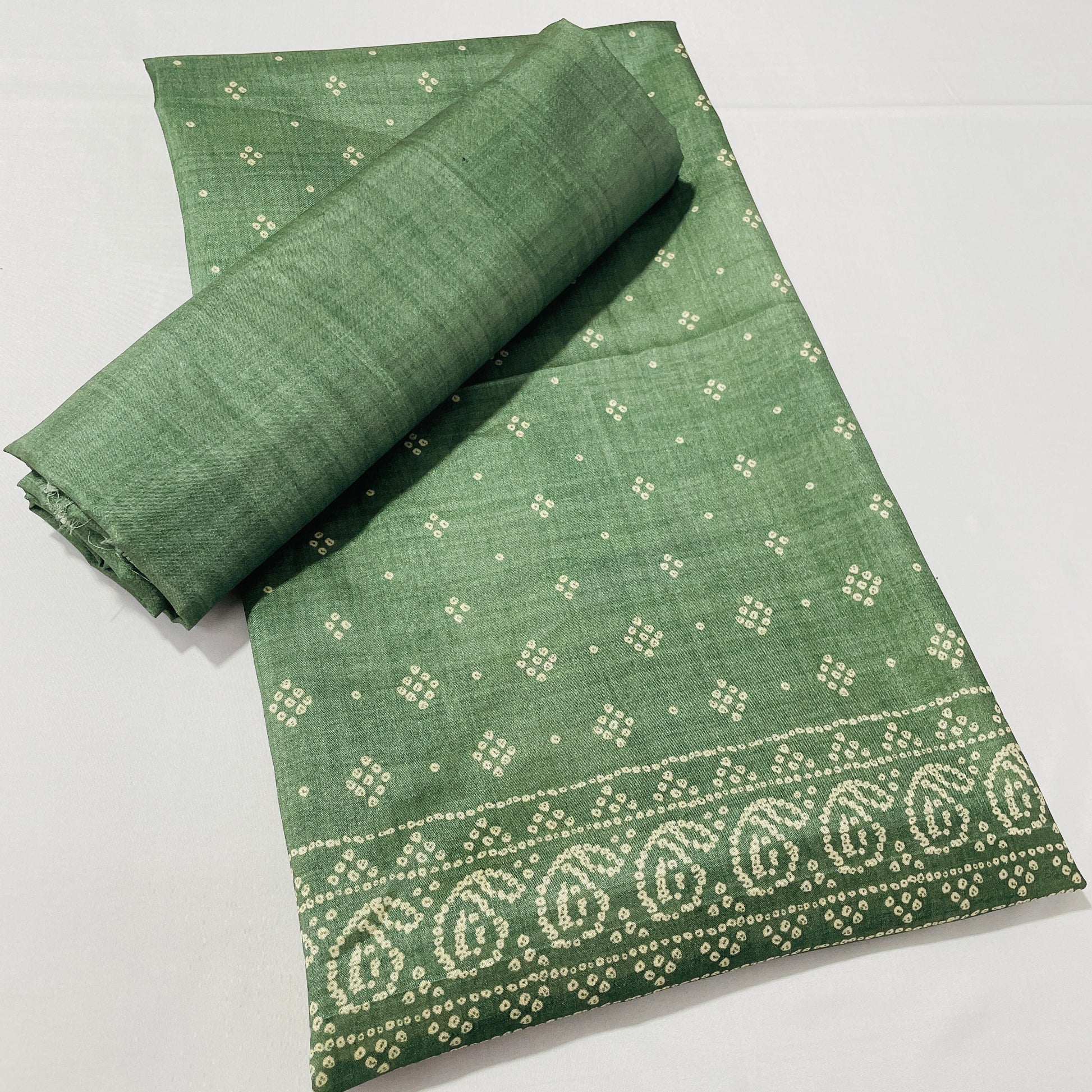 Green & Multicolor Floral Ghicha Silk Suit Set With Dupatta - TradeUNO