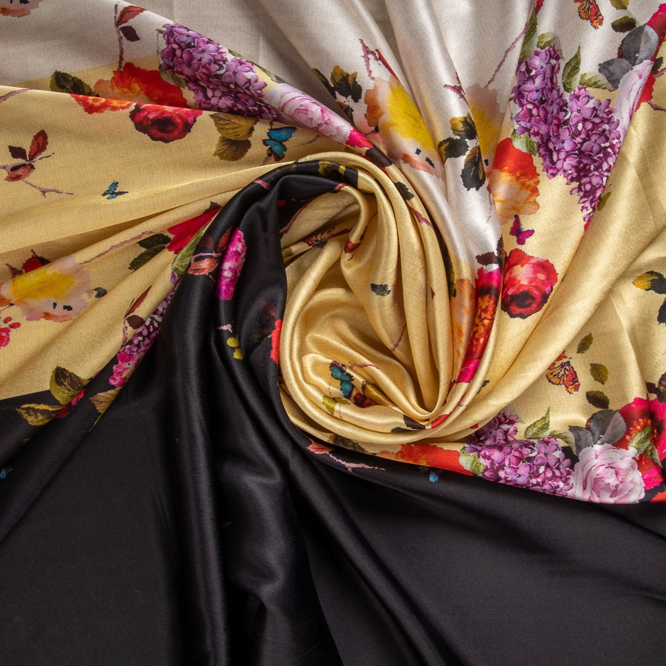 Pink Floral Print Rayon Fabric - Trade Uno – TradeUNO Fabrics