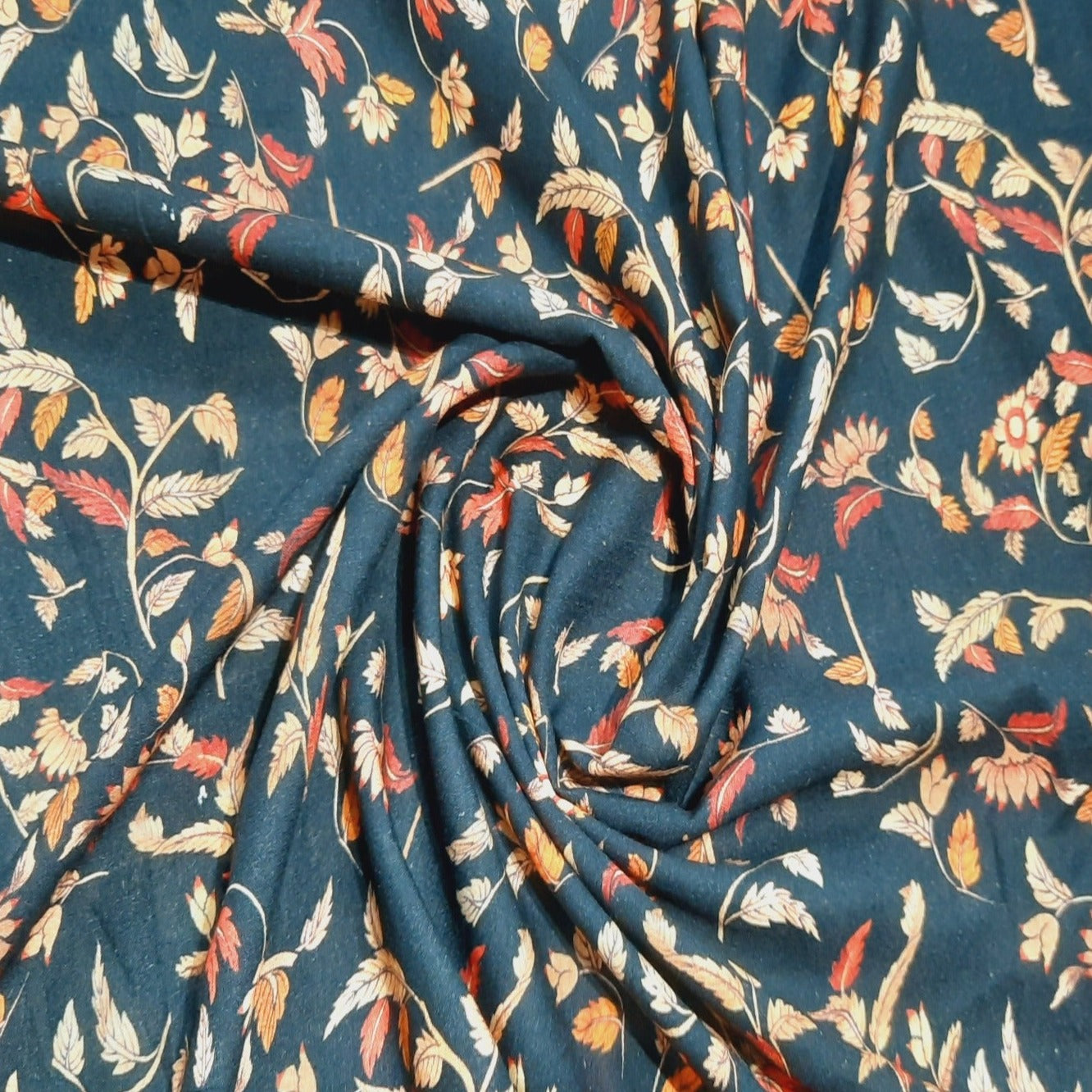 PATTERN REVIEW: Ruby Crossover Dress in Lagoon Linen – the thread